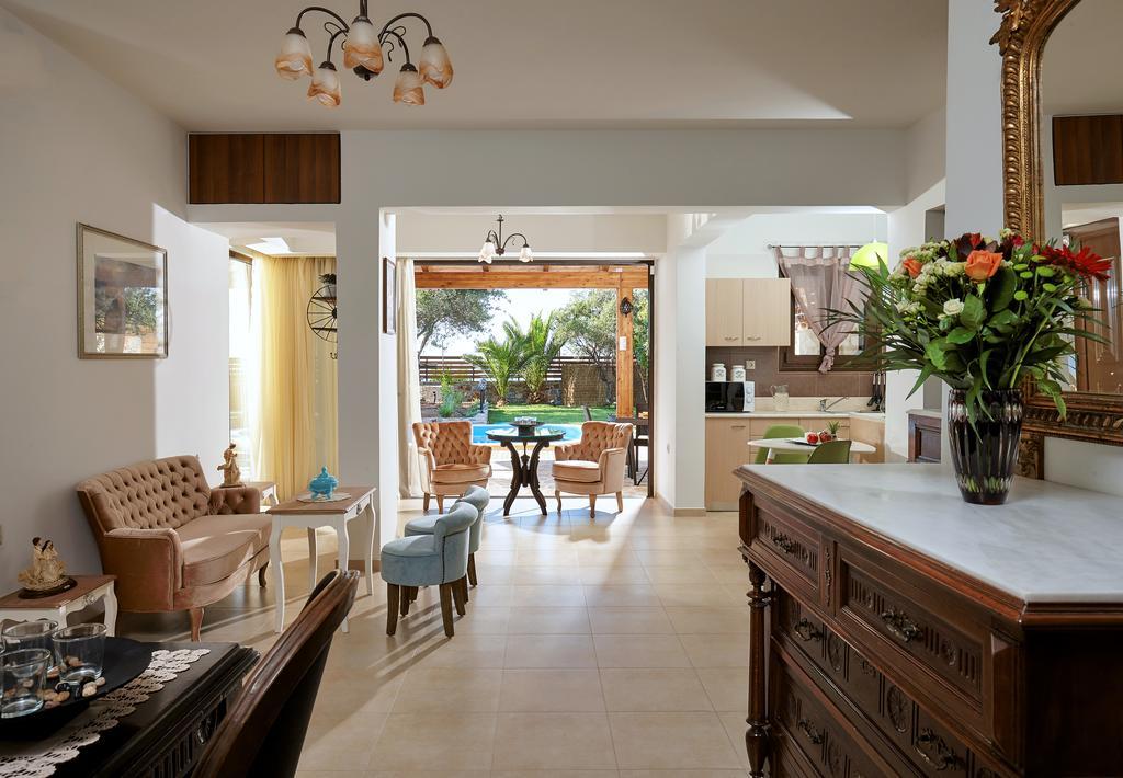 Villa Feronia Hersonissos  Bagian luar foto